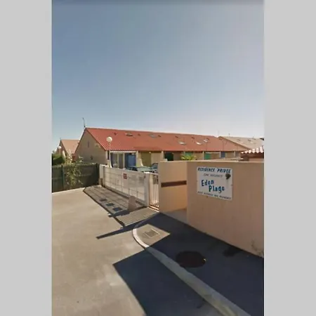 Maisonnette Climatisee Dans Naturiste Holiday home *