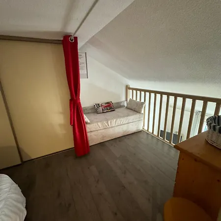 Maisonnette Climatisee Dans Naturiste Vakantiehuis